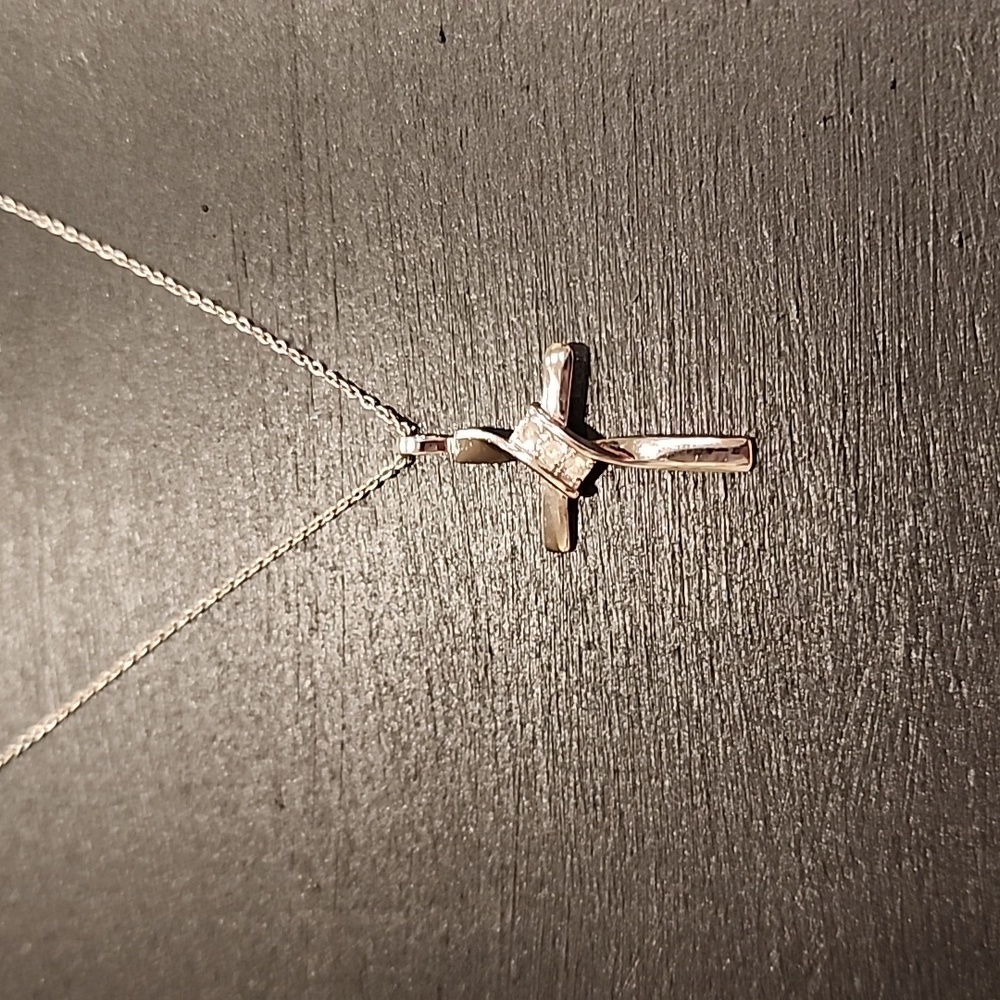 Sterling Silver Cross w/ 3 cz stones - CHAIN NOT INCLUDED